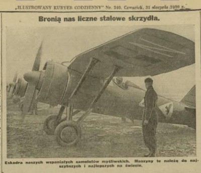 30-8 Samoloty w Polsce.jpg